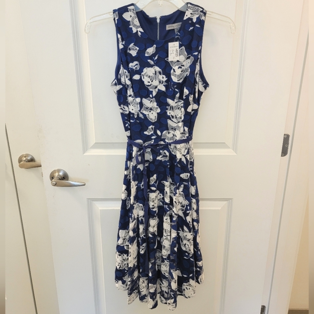Danny & Nicole Blue Floral Fit & Flare Dress – NWT! ✨